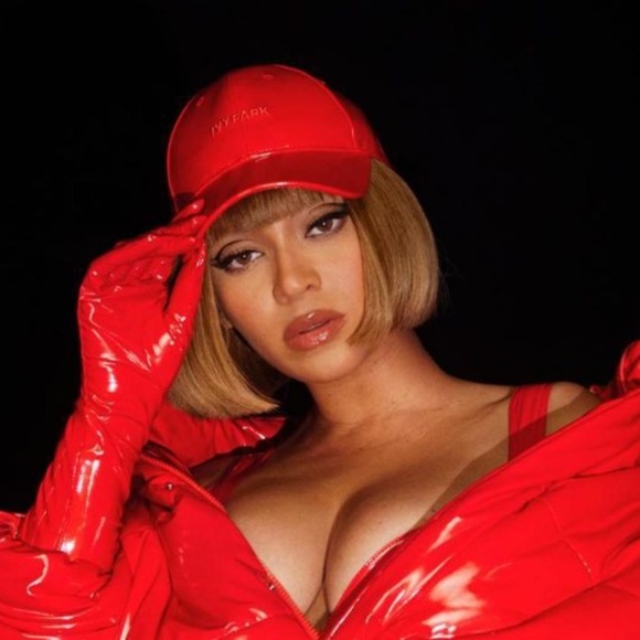 Adidas X Ivy Park Red Women's Cap - Picture 1 of 6